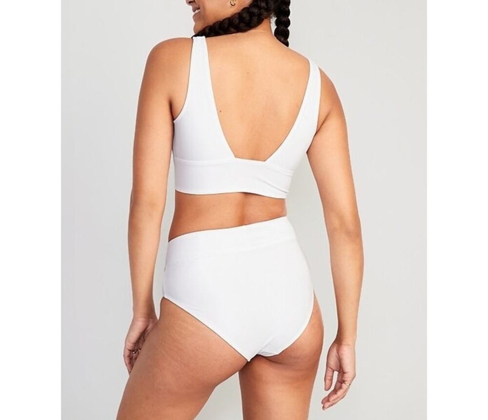 Women’s Old Navy plus size white bikini set size 2 XL/3 XL